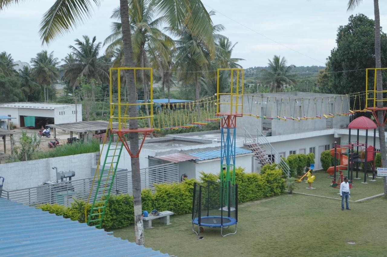 ホテル ロイヤル ロータス ビュー レソテル Devanahalli エクステリア 写真